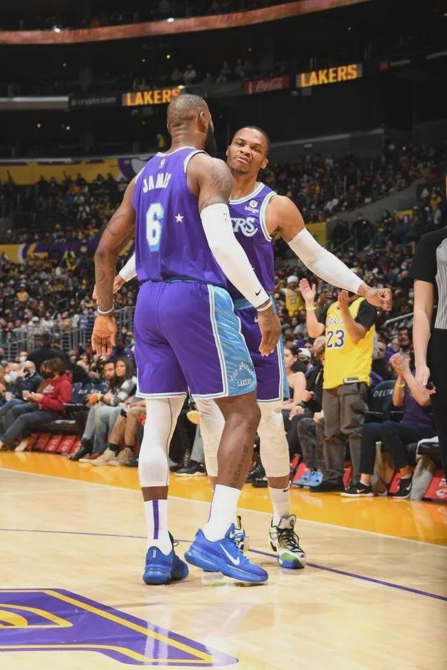 曼联预计将在周一上午审议鲁本·阿莫里姆的言论，此前俱乐部在其爆发后拒绝立即作出回应。 来源：utdreport