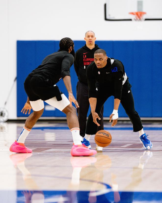 [NBA]布朗33+10 凯尔特人战胜活塞